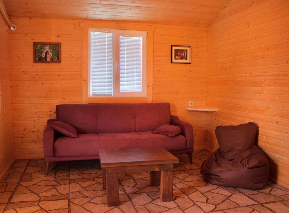 Finca Idoize Camping Hotel Akhmeta Exterior foto